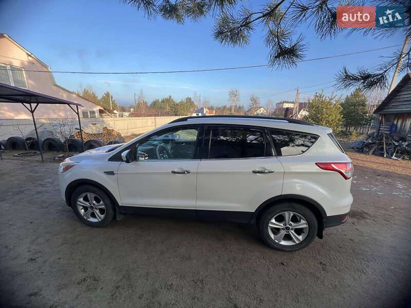 Позашляховик / Кросовер Ford Escape 2013 в Іршанському