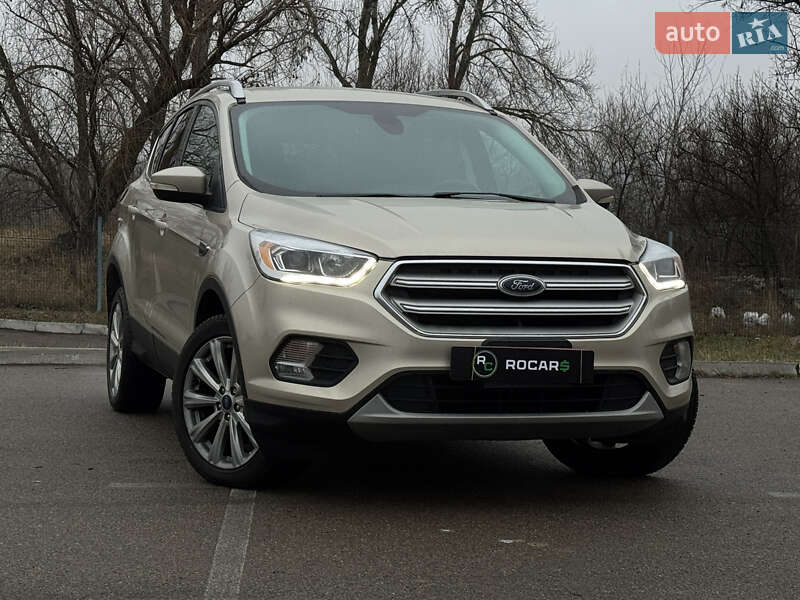 Внедорожник / Кроссовер Ford Escape 2017 в Киеве