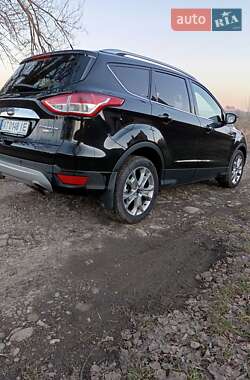 Позашляховик / Кросовер Ford Escape 2014 в Івано-Франківську