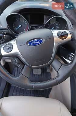 Позашляховик / Кросовер Ford Escape 2014 в Івано-Франківську