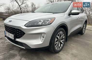 Внедорожник / Кроссовер Ford Escape 2020 в 