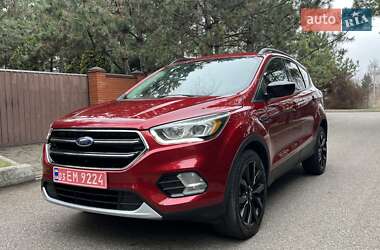 Позашляховик / Кросовер Ford Escape 2018 в Дніпрі