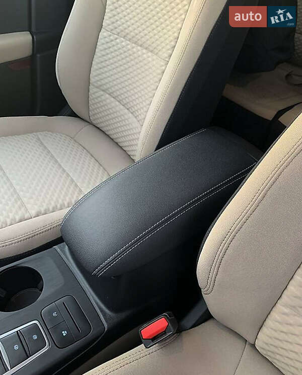 Внедорожник / Кроссовер Ford Escape 2020 в Хмельницком фото 28 Внедорожник / Кроссовер Ford Escape 2020 в Хмельницком