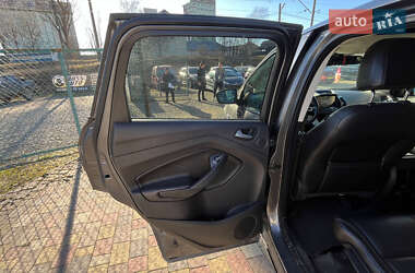 Внедорожник / Кроссовер Ford Escape 2012 в Стрые