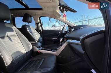 Внедорожник / Кроссовер Ford Escape 2012 в Стрые