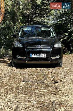 Внедорожник / Кроссовер Ford Escape 2013 в 