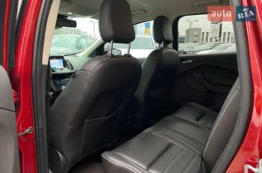 Внедорожник / Кроссовер Ford Escape 2019 в 