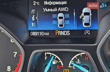 Внедорожник / Кроссовер Ford Escape 2019 в 