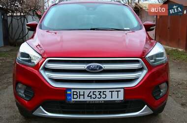 Позашляховик / Кросовер Ford Escape 2017 в Одесі