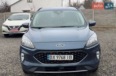 Внедорожник / Кроссовер Ford Escape 2020 в 