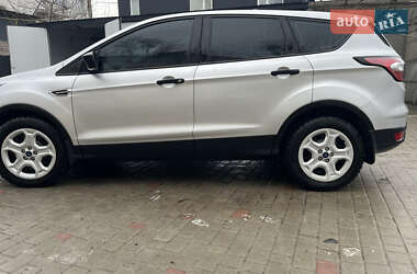 Внедорожник / Кроссовер Ford Escape 2017 в Изяславе