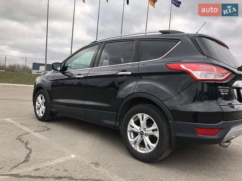Внедорожник / Кроссовер Ford Escape 2015 в Львове
