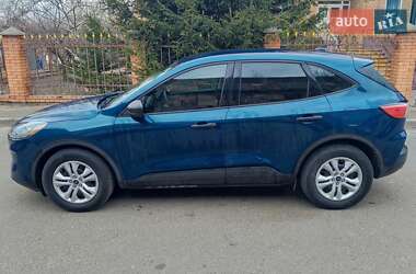 Внедорожник / Кроссовер Ford Escape 2020 в 