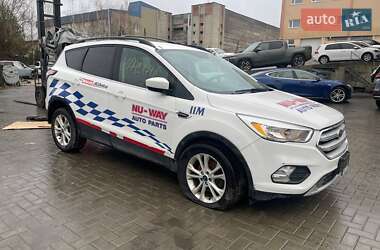 Позашляховик / Кросовер Ford Escape 2018 в Луцьку