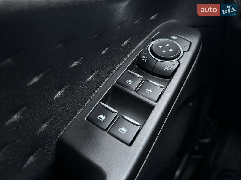 Внедорожник / Кроссовер Ford Escape 2020 в Ровно фото 37 Внедорожник / Кроссовер Ford Escape 2020 в Ровно