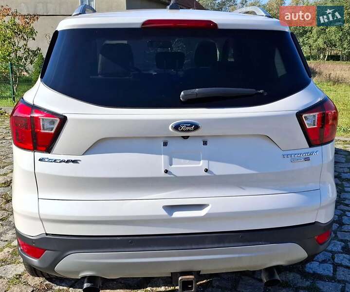 Внедорожник / Кроссовер Ford Escape 2019 в Одессе