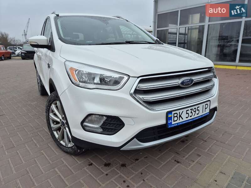 Внедорожник / Кроссовер Ford Escape 2016 в Ровно