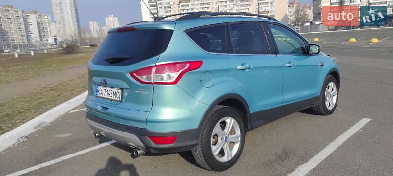Внедорожник / Кроссовер Ford Escape 2012 в Киеве