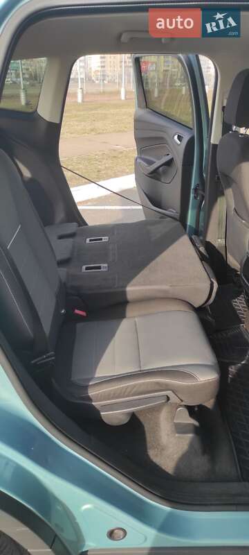 Внедорожник / Кроссовер Ford Escape 2012 в Киеве