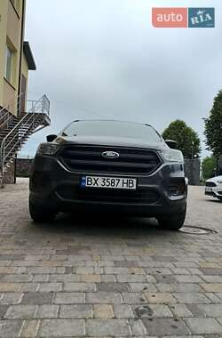 Внедорожник / Кроссовер Ford Escape 2016 в Хмельницком