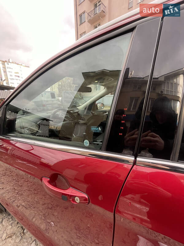 Внедорожник / Кроссовер Ford Escape 2016 в Ивано-Франковске