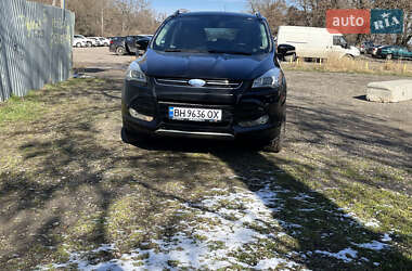 Позашляховик / Кросовер Ford Escape 2015 в 