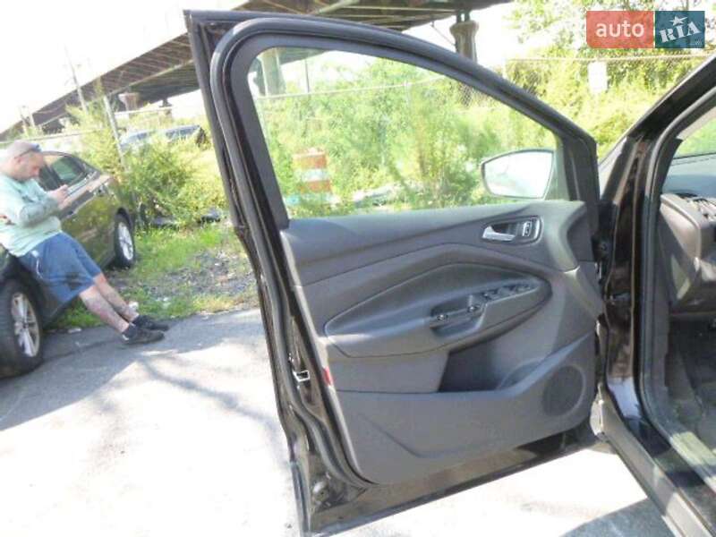 Внедорожник / Кроссовер Ford Escape 2013 в Киеве