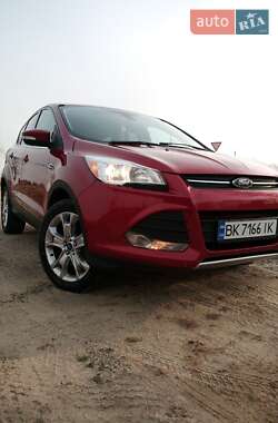 Внедорожник / Кроссовер Ford Escape 2013 в Новояворовске