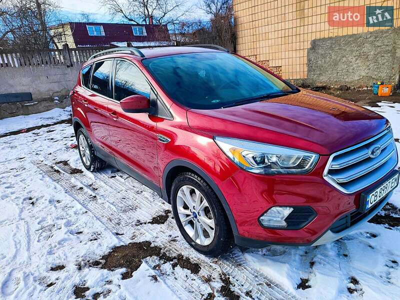 Внедорожник / Кроссовер Ford Escape 2017 в Чернигове