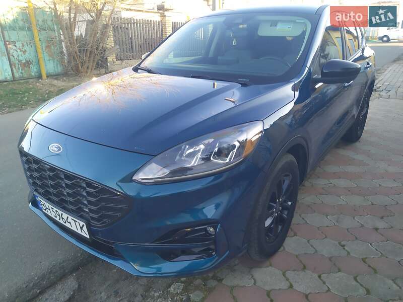 Внедорожник / Кроссовер Ford Escape 2020 в Одессе