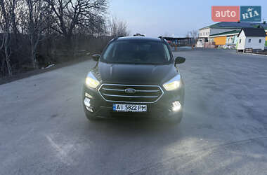 Внедорожник / Кроссовер Ford Escape 2016 в Южноукраинске