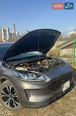 Внедорожник / Кроссовер Ford Escape 2021 в 