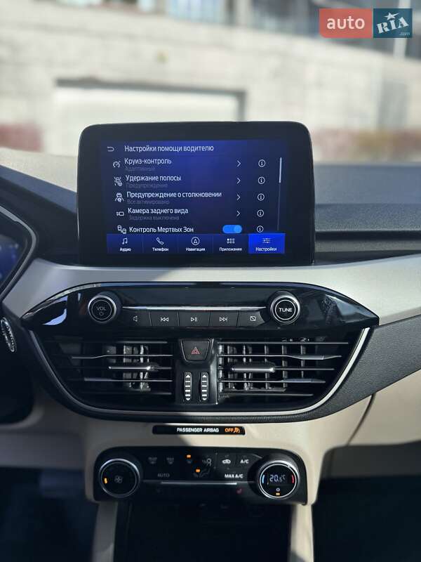 Внедорожник / Кроссовер Ford Escape 2019 в Киеве