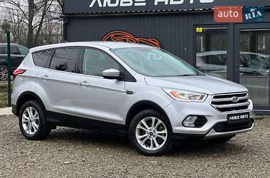 Внедорожник / Кроссовер Ford Escape 2019 в Стрые