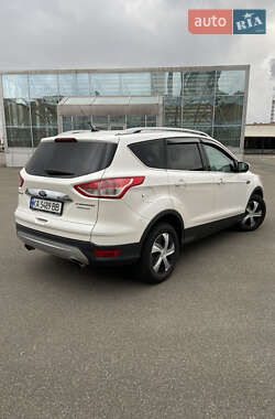 Внедорожник / Кроссовер Ford Escape 2013 в Чернигове