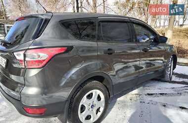 Позашляховик / Кросовер Ford Escape 2017 в 