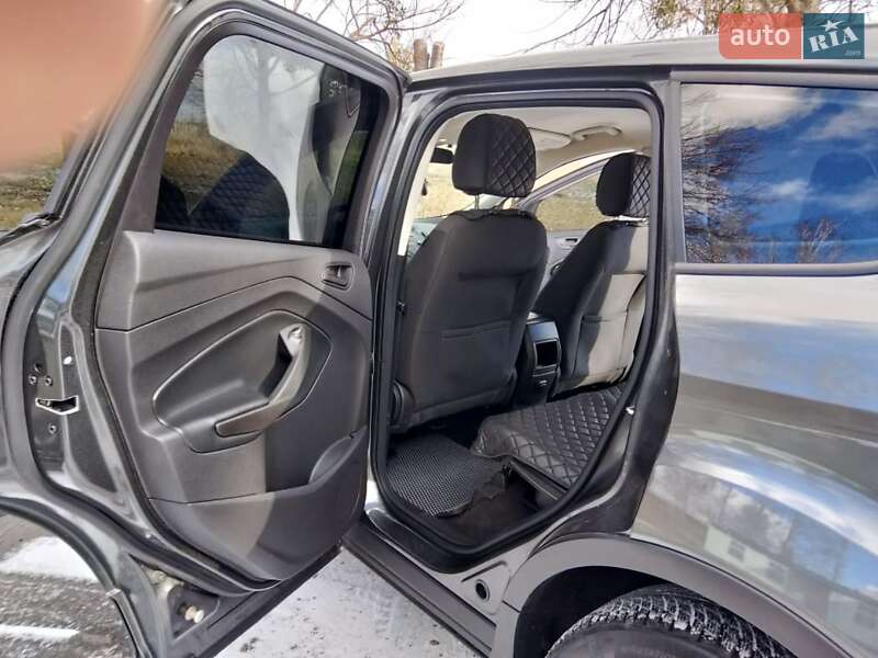 Внедорожник / Кроссовер Ford Escape 2017 в Мироновке