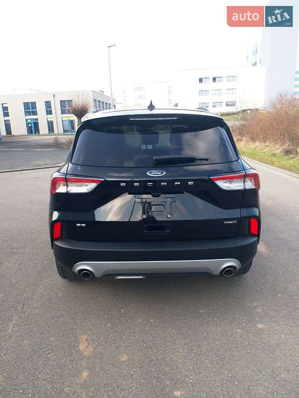 Внедорожник / Кроссовер Ford Escape 2020 в Киеве