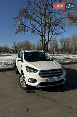 Внедорожник / Кроссовер Ford Escape 2017 в Борисполе