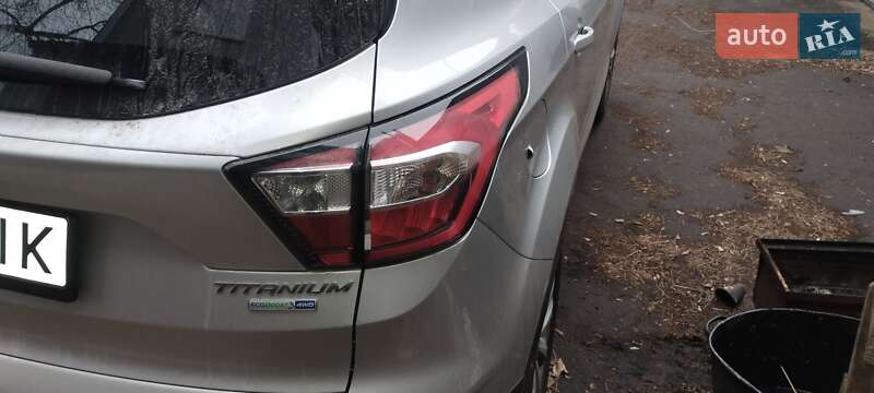 Внедорожник / Кроссовер Ford Escape 2018 в Лубнах