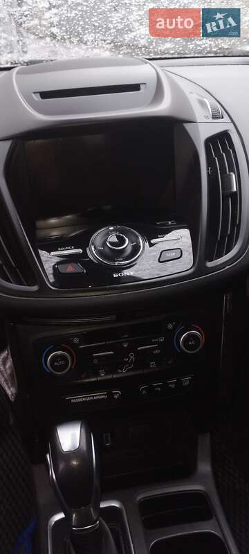 Внедорожник / Кроссовер Ford Escape 2018 в Лубнах