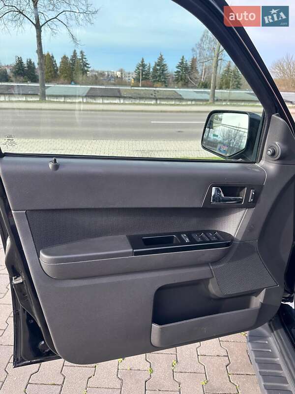 Внедорожник / Кроссовер Ford Escape 2011 в Киеве фото 27 Внедорожник / Кроссовер Ford Escape 2011 в Киеве
