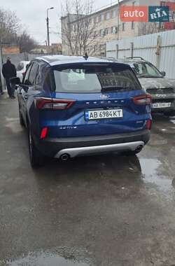 Внедорожник / Кроссовер Ford Escape 2023 в 