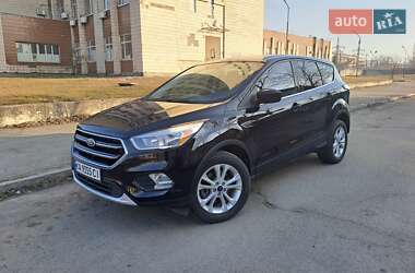 Позашляховик / Кросовер Ford Escape 2016 в Києві