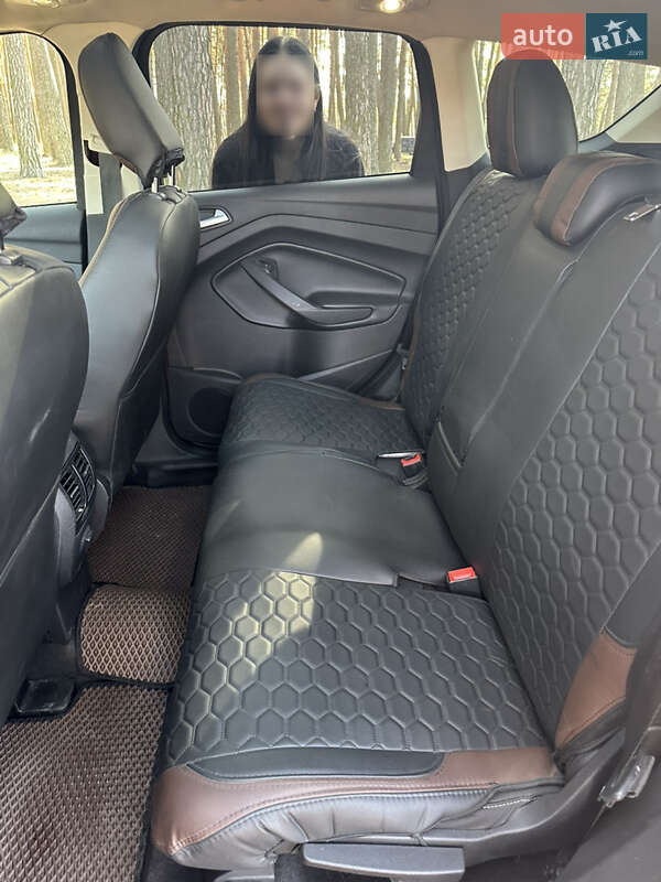 Внедорожник / Кроссовер Ford Escape 2018 в Сумах
