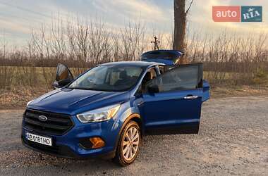 Внедорожник / Кроссовер Ford Escape 2017 в Виннице