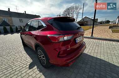 Позашляховик / Кросовер Ford Escape 2020 в Львові