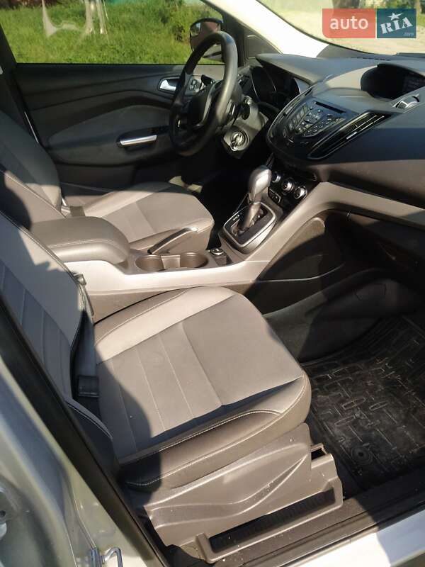 Внедорожник / Кроссовер Ford Escape 2012 в Харькове