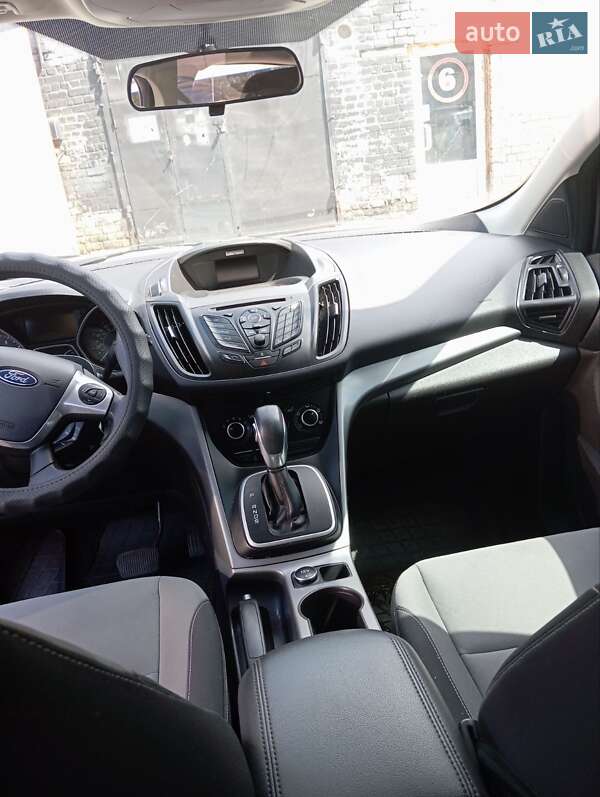 Внедорожник / Кроссовер Ford Escape 2012 в Харькове