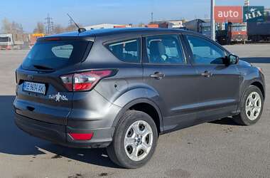 Внедорожник / Кроссовер Ford Escape 2017 в 